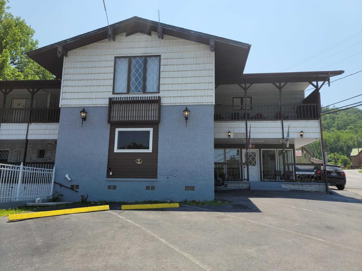 Ski Mountain Lodge 蓋特林堡 外观 照片